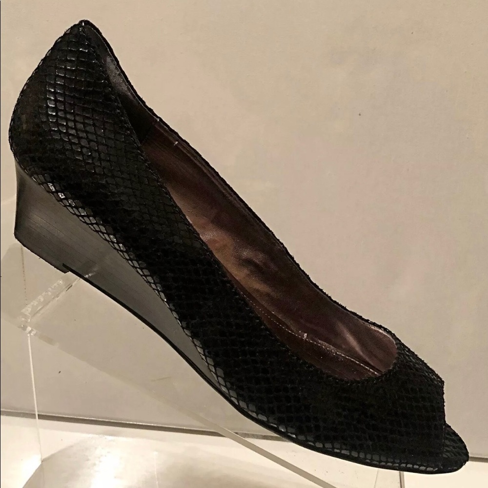 SOLD —- Calvin Klein Women's Snakeskin Black Wedges Sz 7